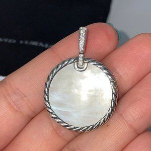 Authentic David Yurman elements reversible onyx and pearl pendant